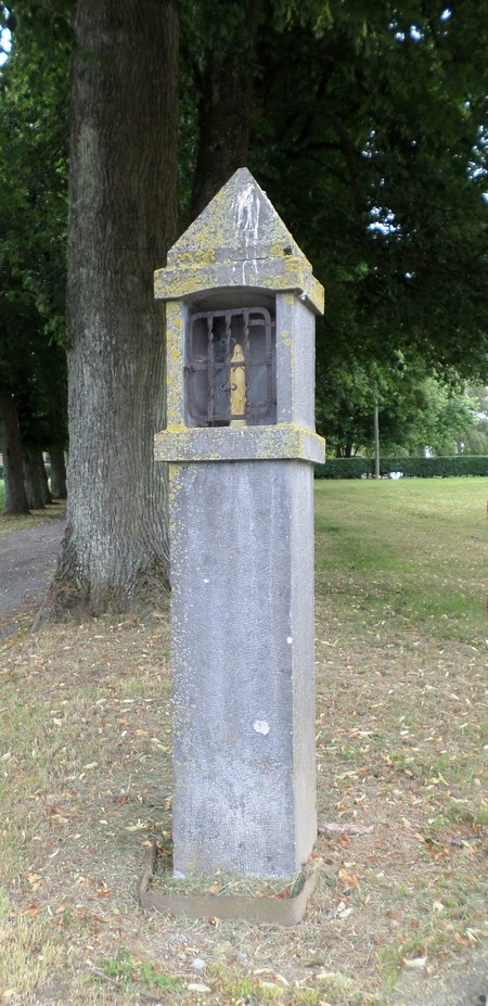 Oratoire sirué Chemin du Prince à Cartignies.