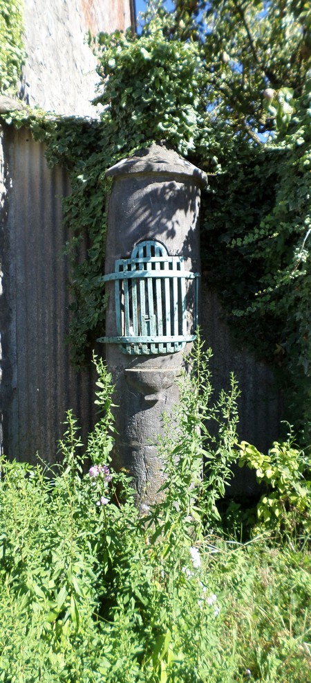 Oratoire de 1752 à Cartignies.