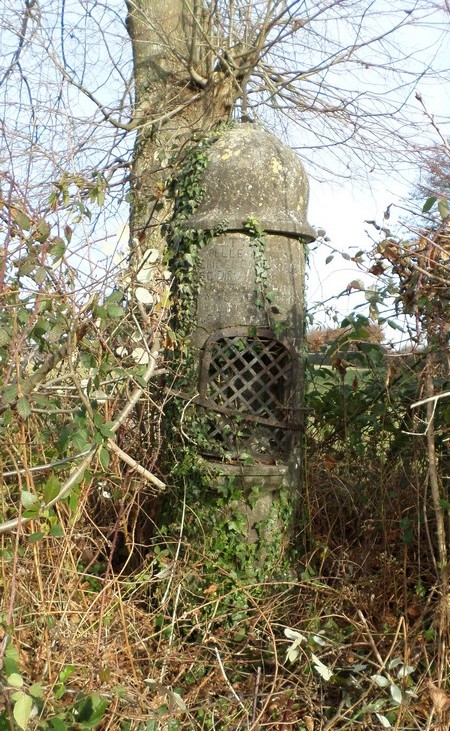 Oratoire de 1746 à Cartignies.