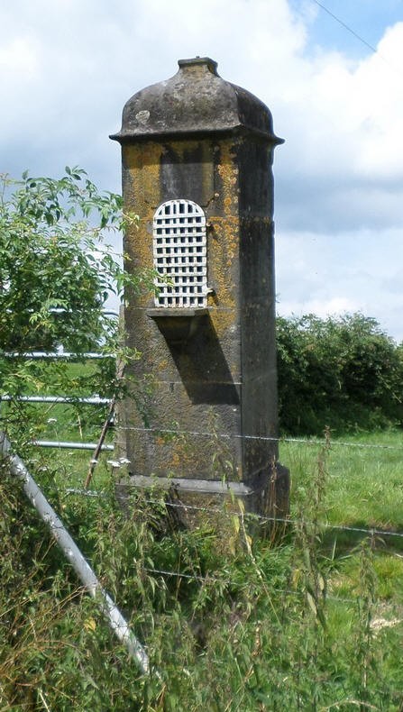 Oratoire de 1780 à Cartignies.