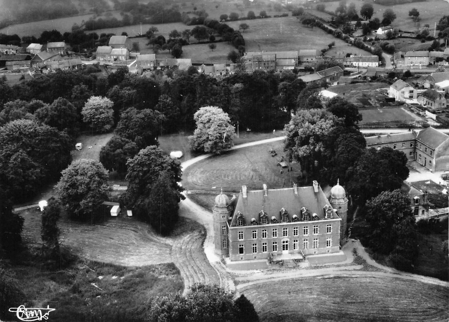 Le Château de Dourlers, carte postale.