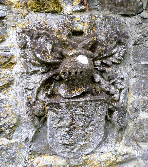 Le Château d'Eclaibes, les armoiries.