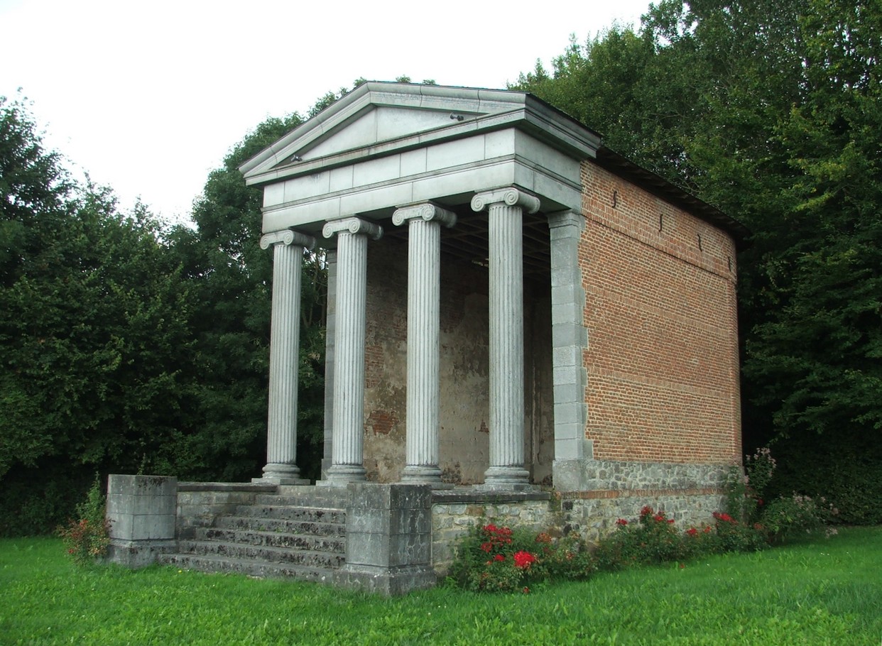 le Temple de l'Amour à Sains du Nord