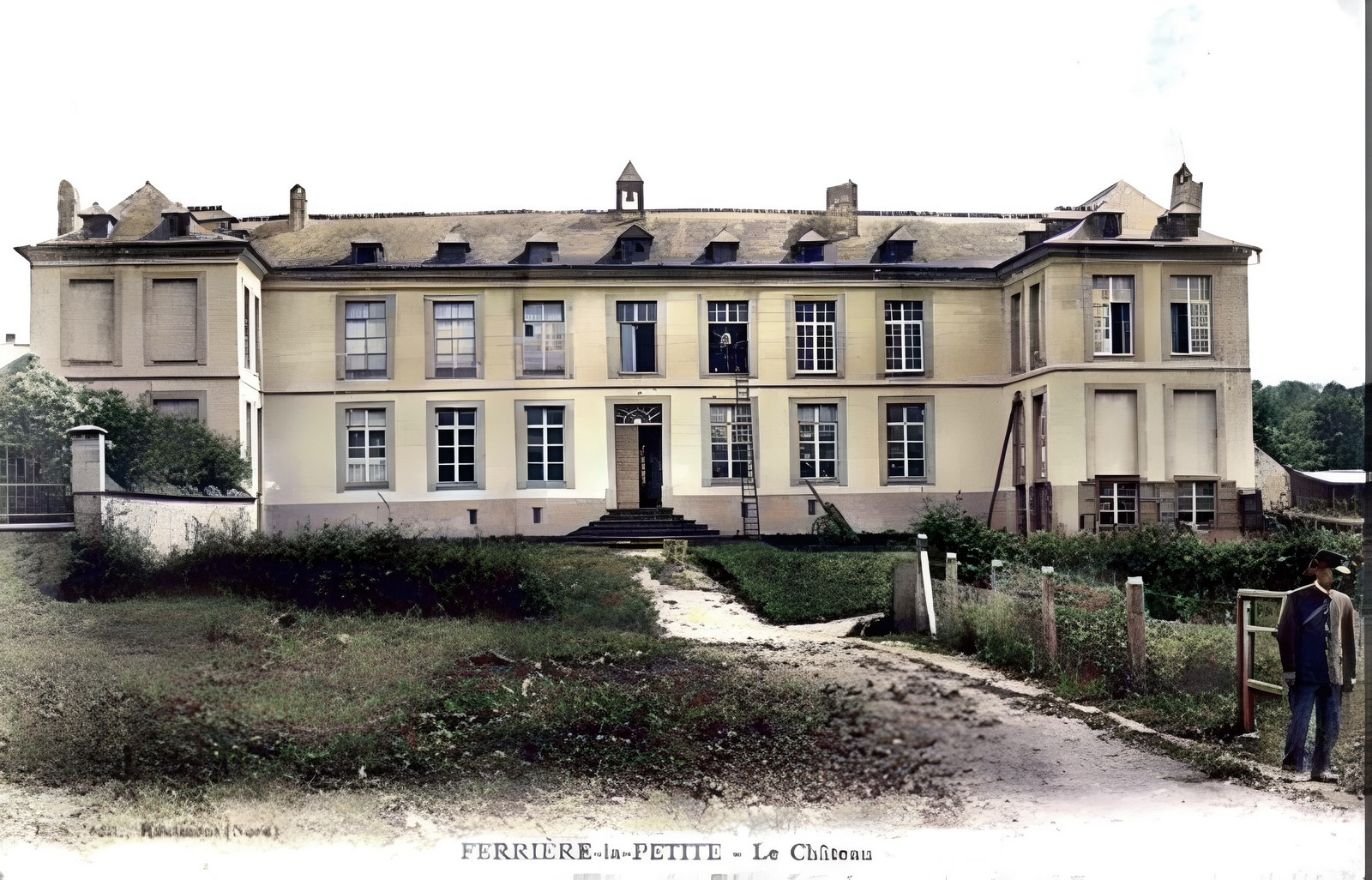 Carte postale du château Gossuin à Ferrière la Petite.