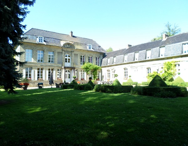 Aile Ouest du corps de logis du Château d'en Haut à Jenlain 