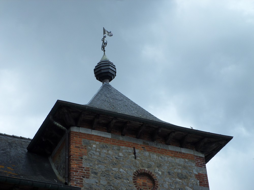 Le château de Coutant à Saint Hilaire sur Helpe.