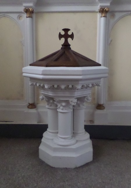 Eglise de Colleret, fonts baptismaux