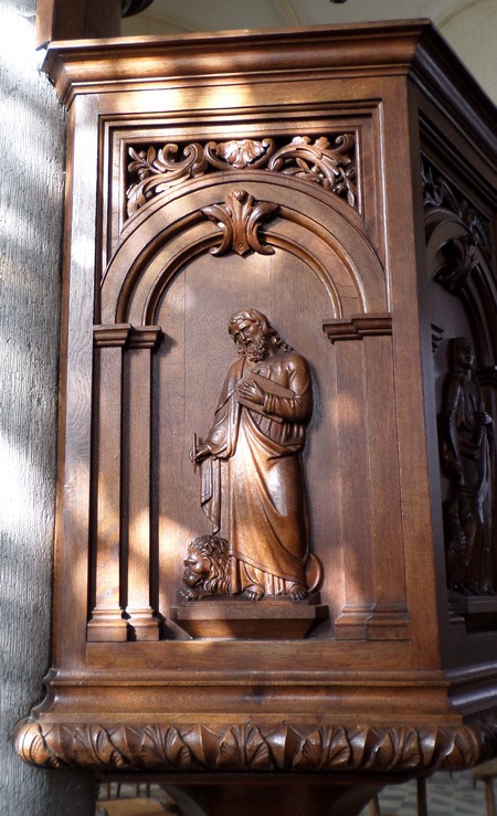 Détail de la chaire, église St Martin à Croix Caluyau
