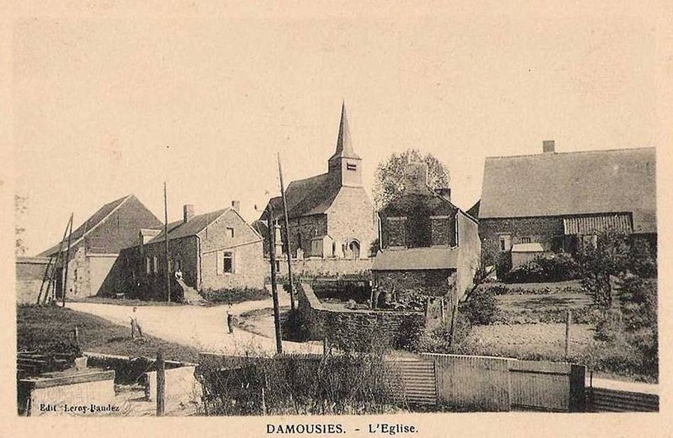Damousies, carte postale ancienne