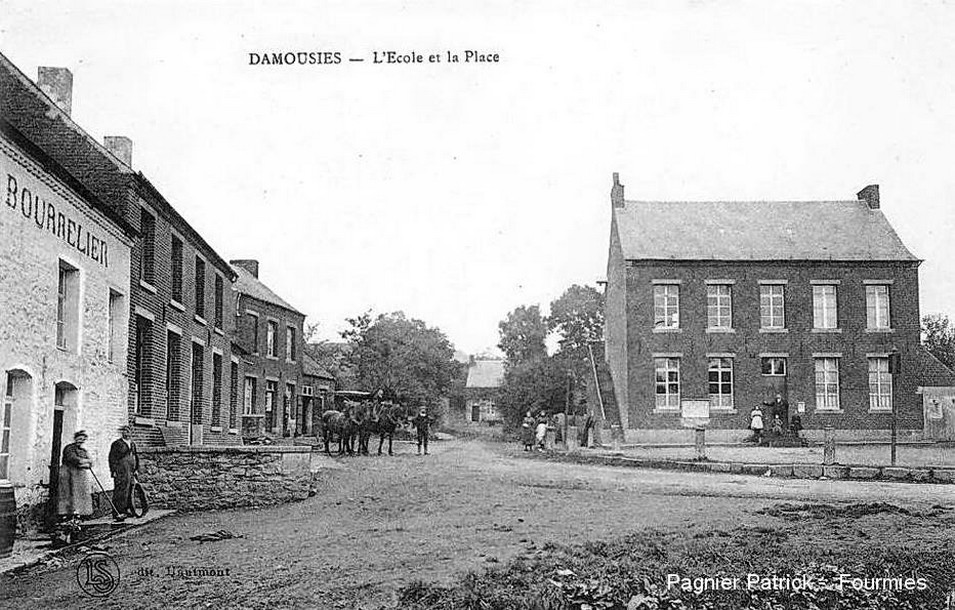Damousies, carte postale ancienne