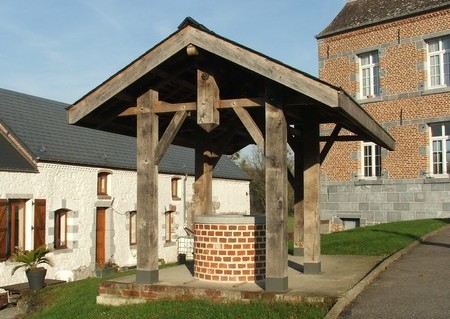 Le puit restauré de Damousies