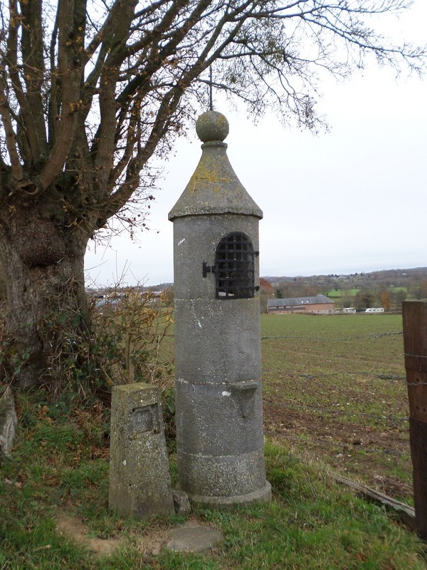 Les oratoires de l'Avesnois : Dompierre