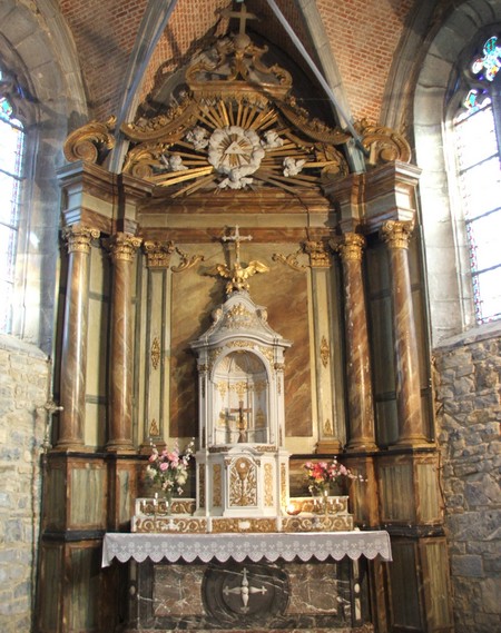 Eglise de  Dimont.