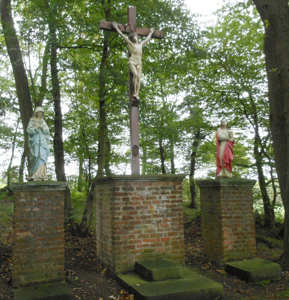 Calvaire du Bosquet à Dompierre sur Helpe.
