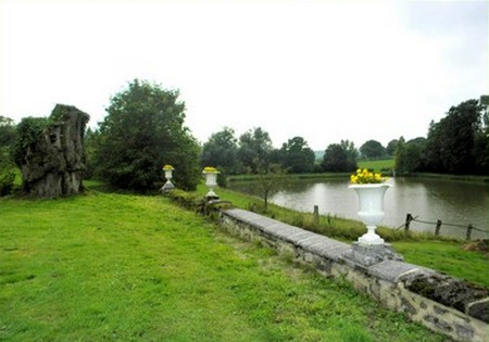 Château d'Hugemont à Dompierre sur Helpe