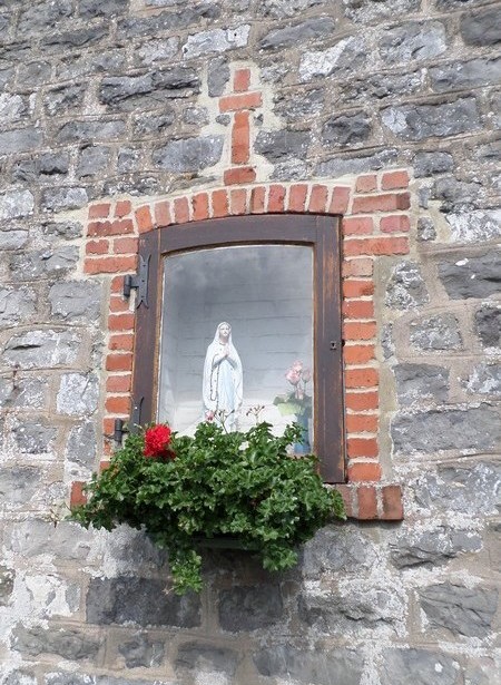 Niche à Dompierre sur Helpe.