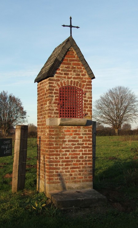 Oratoire à Dompierre sur Helpe.