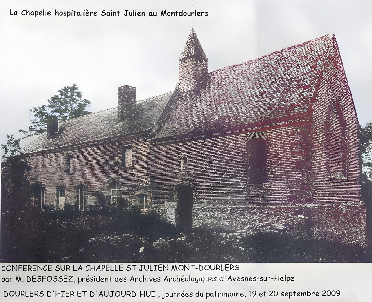 la chapelle St Julien au Mont Dourlers, photo ancienne.