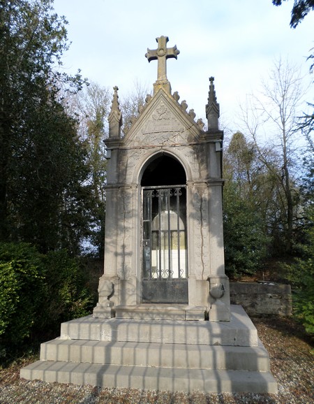 Chapelle Dégardin François à Dourlers.