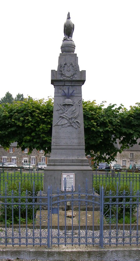 Monument aux Morts de Dourlers