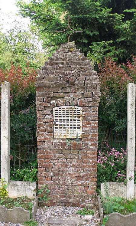 Oratoire à Dourlers.