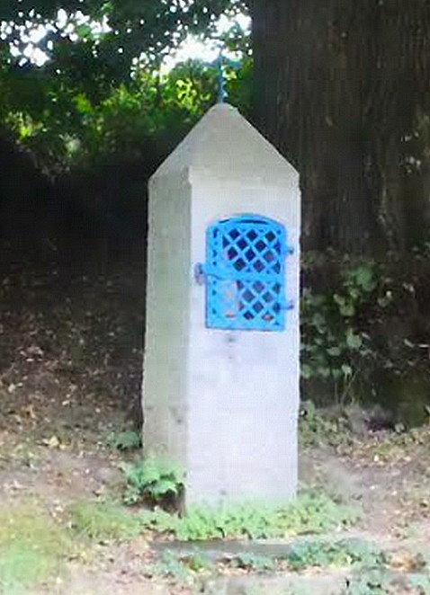 Oratoire à Dourlers.