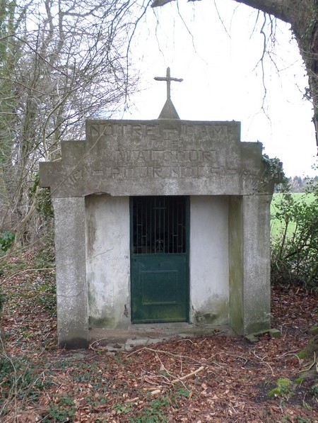 Eclaibes, chapelle sur la RN2