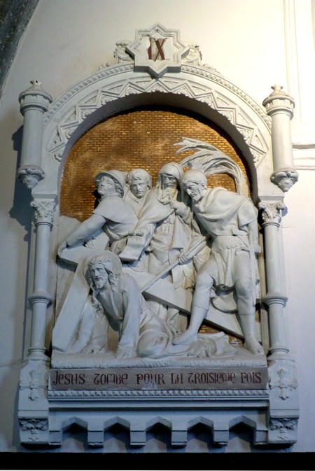 Eglise St Etienne d'Eclaibes. Le chemin de croix.