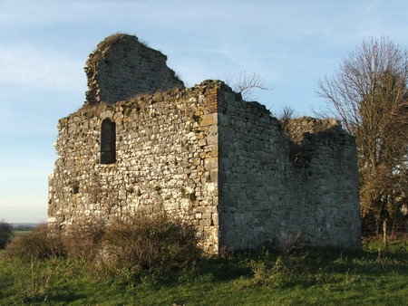 Chapelle de l'hôpital à Ecuelin