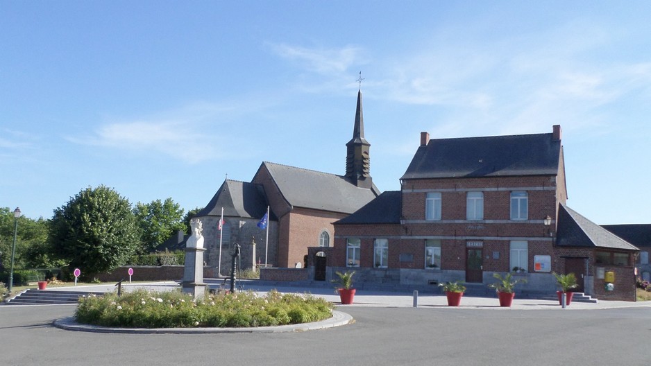 La place d'Ecuélin.