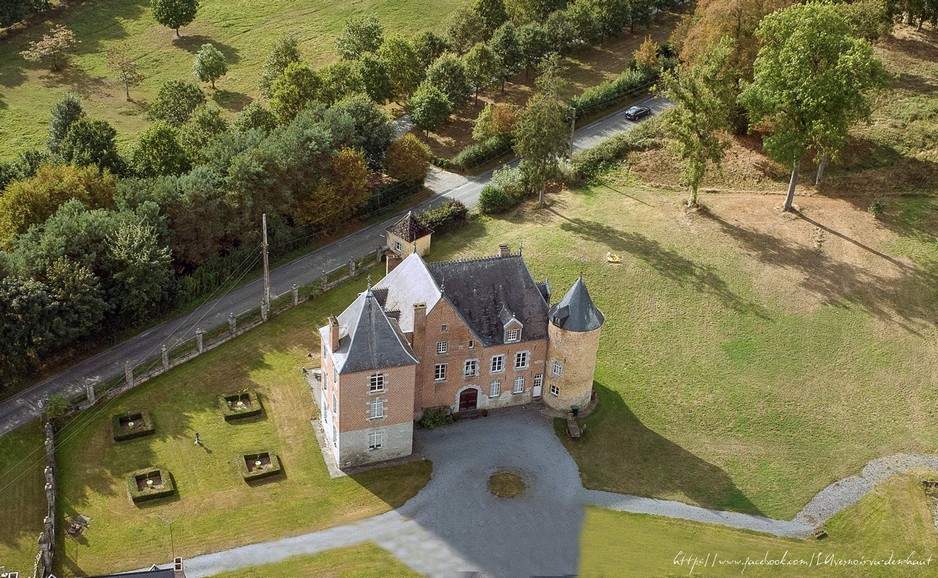 Château Voyaux à Eppe-Sauvage