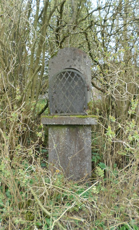 Oratoire à Eppe-Sauvage.