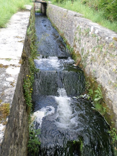 Vannes du moulin du Bois à Felleries.