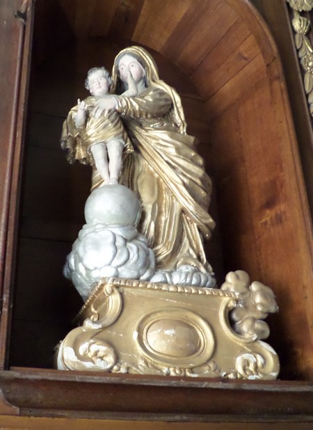 Eglise de Féron, vierge et l'enfant.