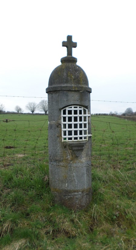Oratoire à Féron.