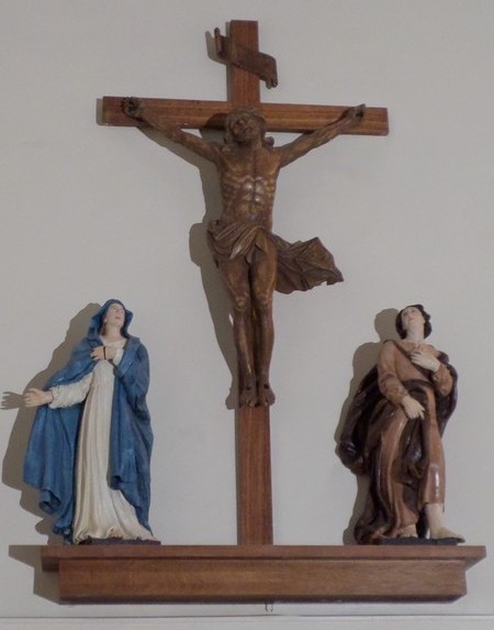 Eglise St Amand à Ferrière la Grande, Christ en croix.