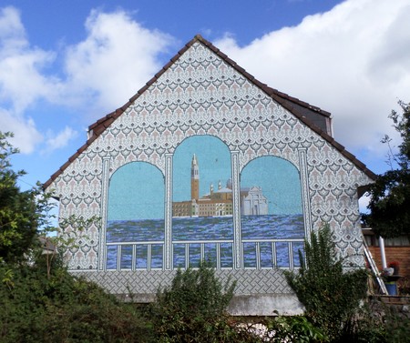 Mosaïque à Ferrière la Petite.