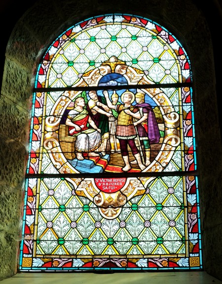 Eglise de Flaumont Waudrechies, vitrail
