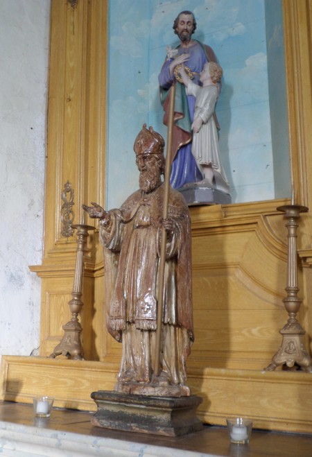 L'église Saint-Rémy de Floursies.