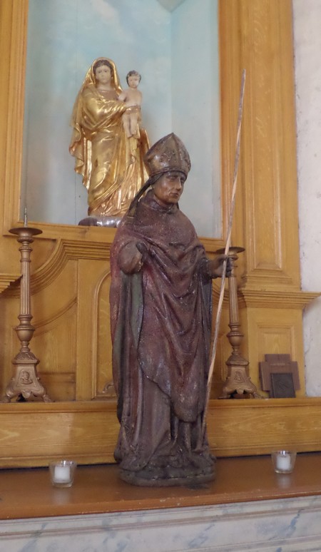 L'église Saint-Rémy de Floursies.