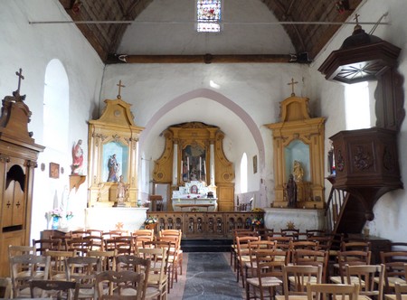 L'église Saint-Rémy de Floursies.