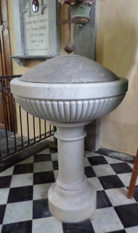 L'Église Saint Martin de Floyon, les fonts baptismaux