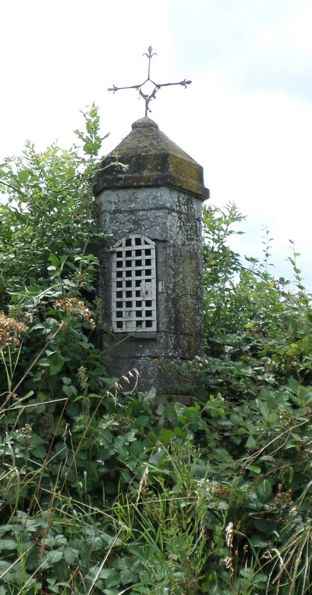 Oratoire St Jacques de 1751 à Floyon