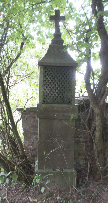Oratoire de 1874 à Floyon