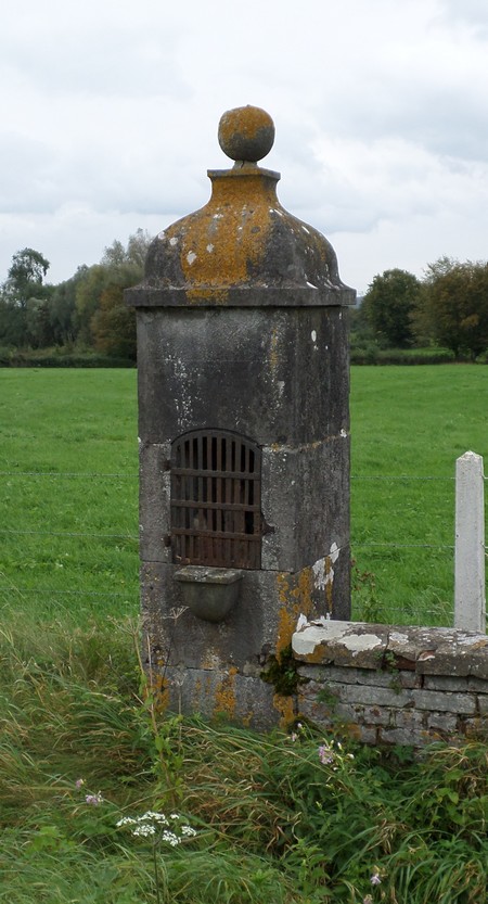 Oratoire de 1807 à Floyon