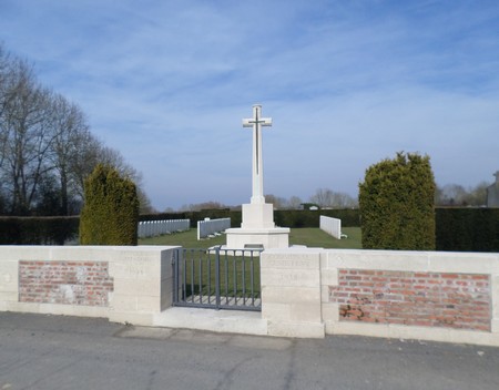 Fontaine au bois, cimetière anglais.