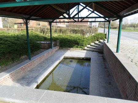 Lavoir de Fontaine au Bois