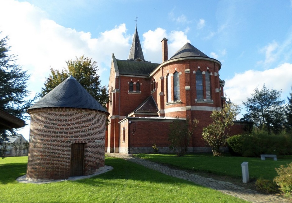 Eglise de Forest en Cambrésis, plus la tourette restaurée