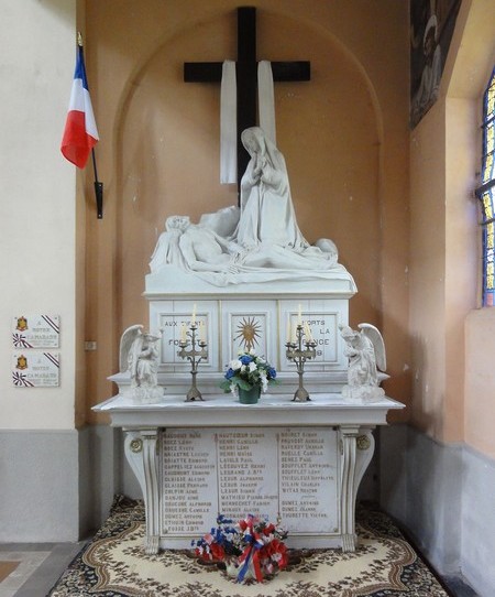 Monument dans l'église de Forest en Cambrésis