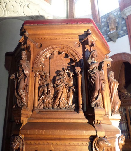 Eglise de Fourmies, la chaire.
